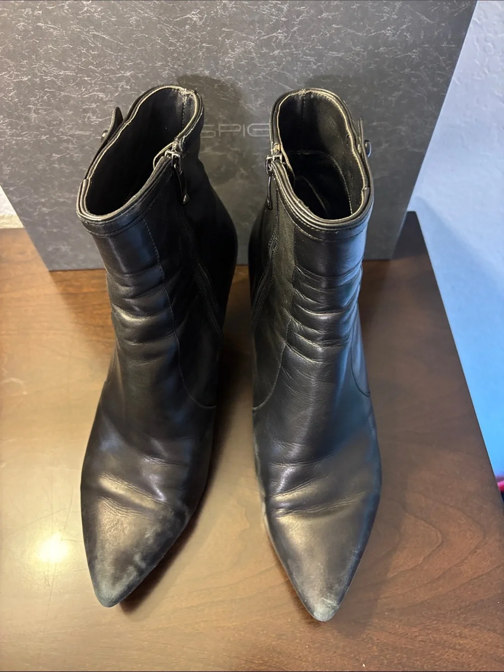 Via Spiga V-Madeline Black Leather Stiletto Ankle Boots Size 9M + Extra Heel Cap